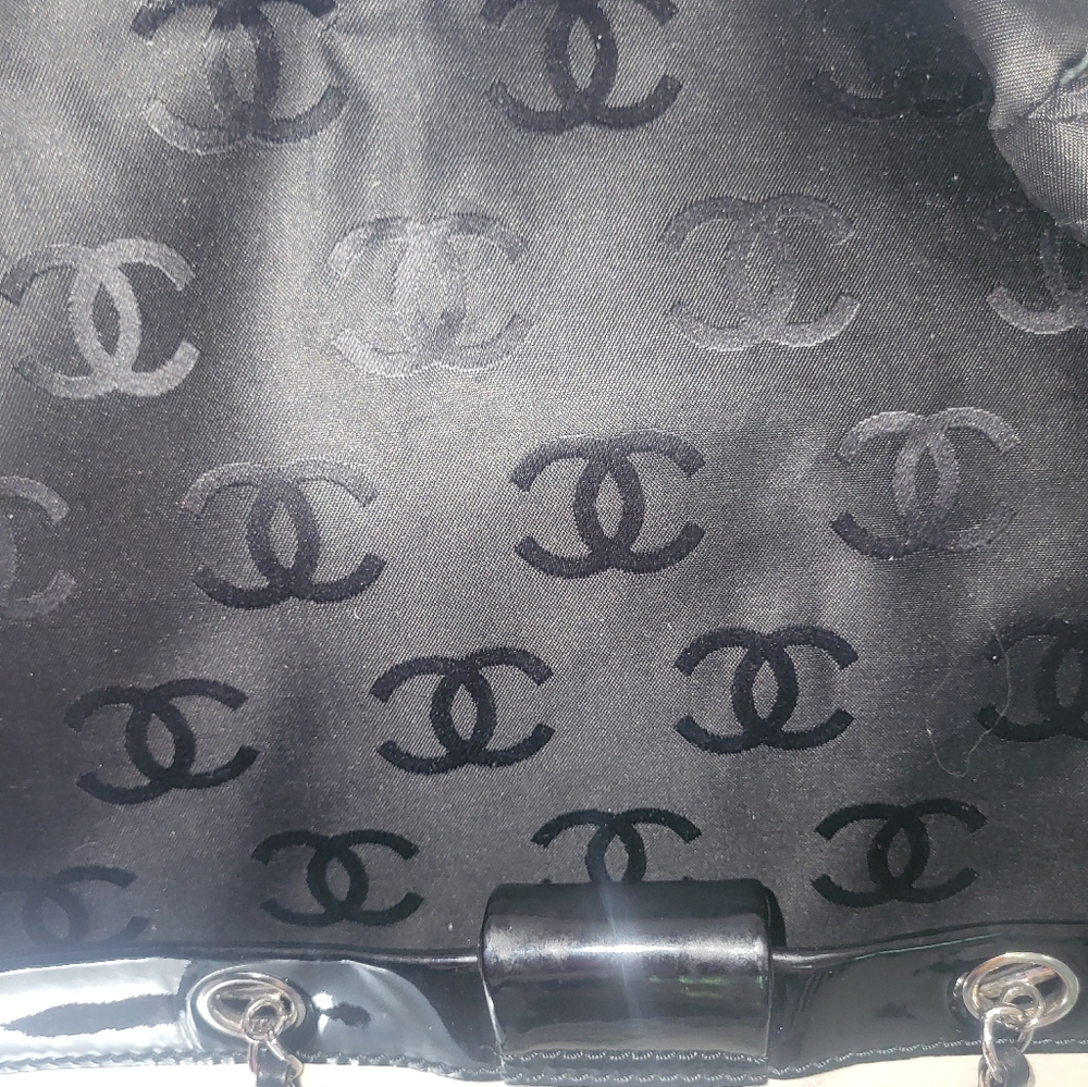 Chanel Black Patent Leather and White Pony Hair*  Runway Tote - Picture 11 of 14